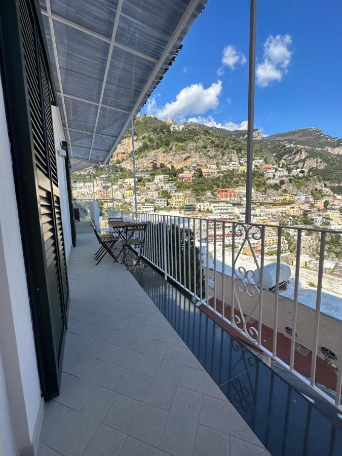 Queen View Apartment - No Kitchen Positano Exteriör bild